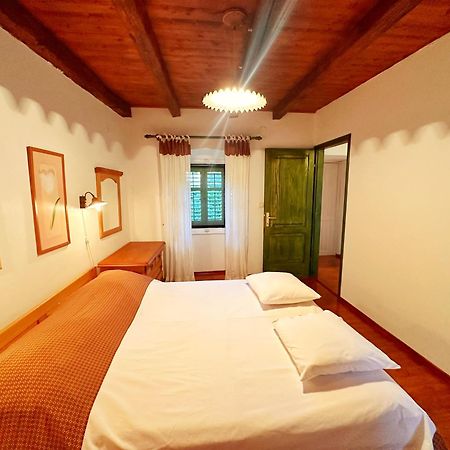 Apartments Cvita Veli Lošinj Buitenkant foto